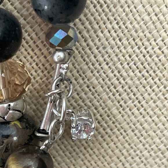 Gorgeous RARE RETIRED Premier Designs 32” Necklace. STAMPD. Reversible p… - Picture 5 of 7